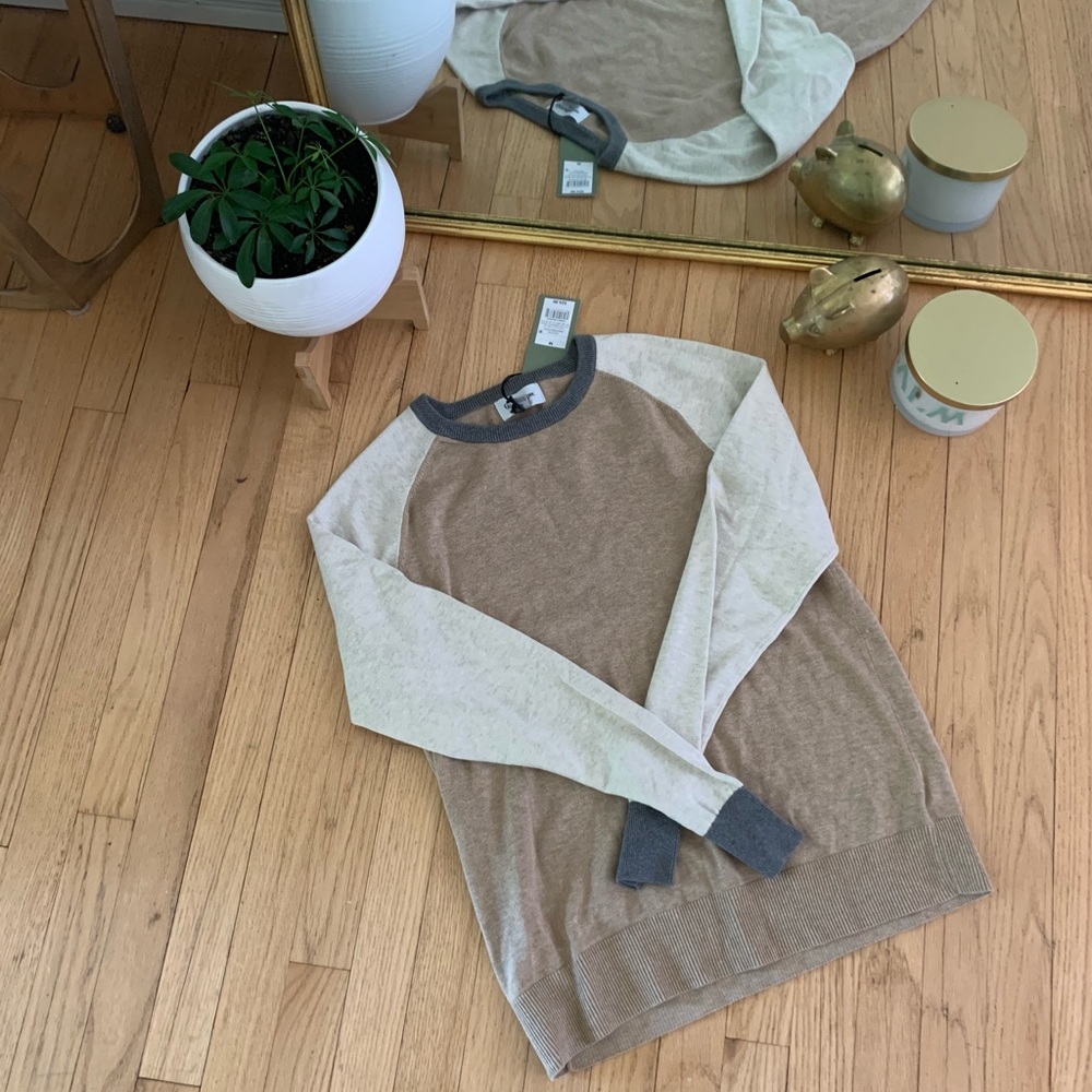 New men light sweater